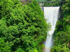 西关水库：青山如画框 碧水作诗笺