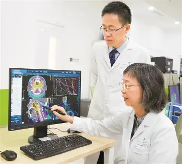 香港大学深圳医院肿瘤医学中心主任李咏梅：帮助患者走过难熬的治疗日子