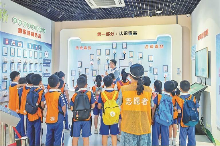观澜街道：以“绣花功”织密平安网，用“创新笔”绘就基层善治新图景