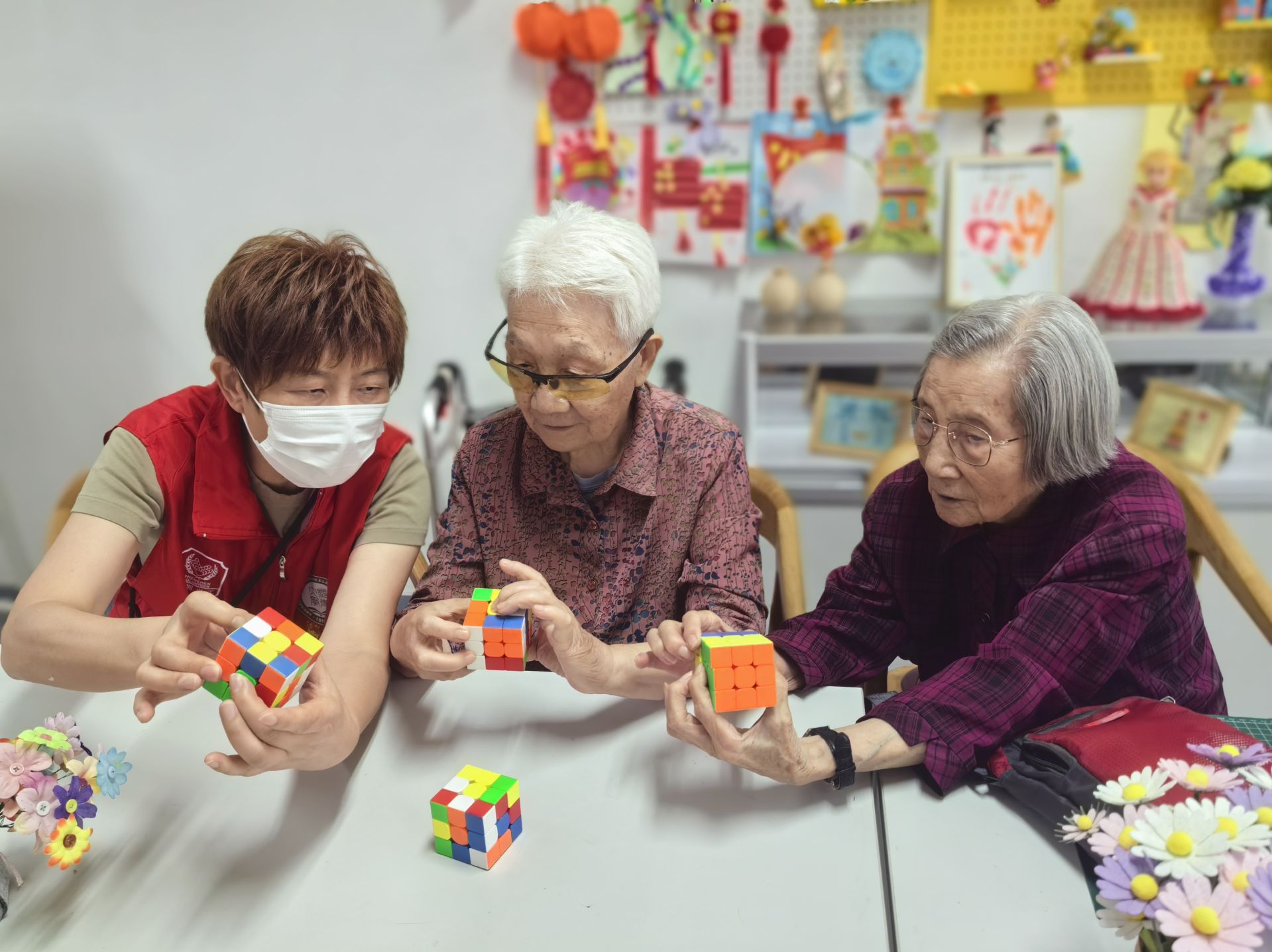 深圳市民政局党组书记、局长黄哲：用心用情绘就民生幸福温暖底色
