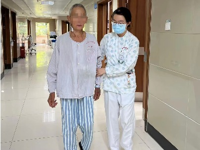 1000公里的生命托付！71岁湖北胃癌老人胃全切术后，在莞迎来重生