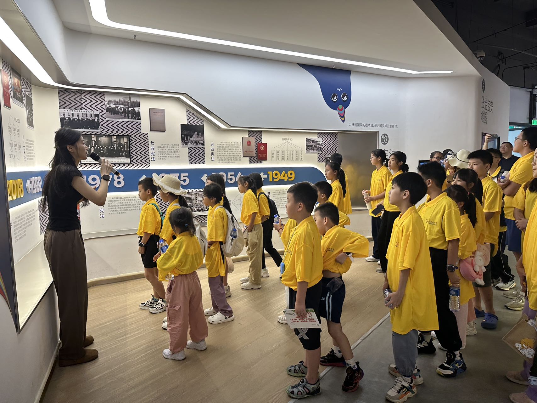 沙井衙边社区：青少年沉浸式学法 提升法治观念