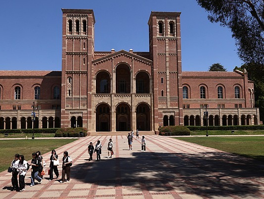 美政府考虑与加州大学洛杉矶分校达成10亿美元和解协议并施压改革 