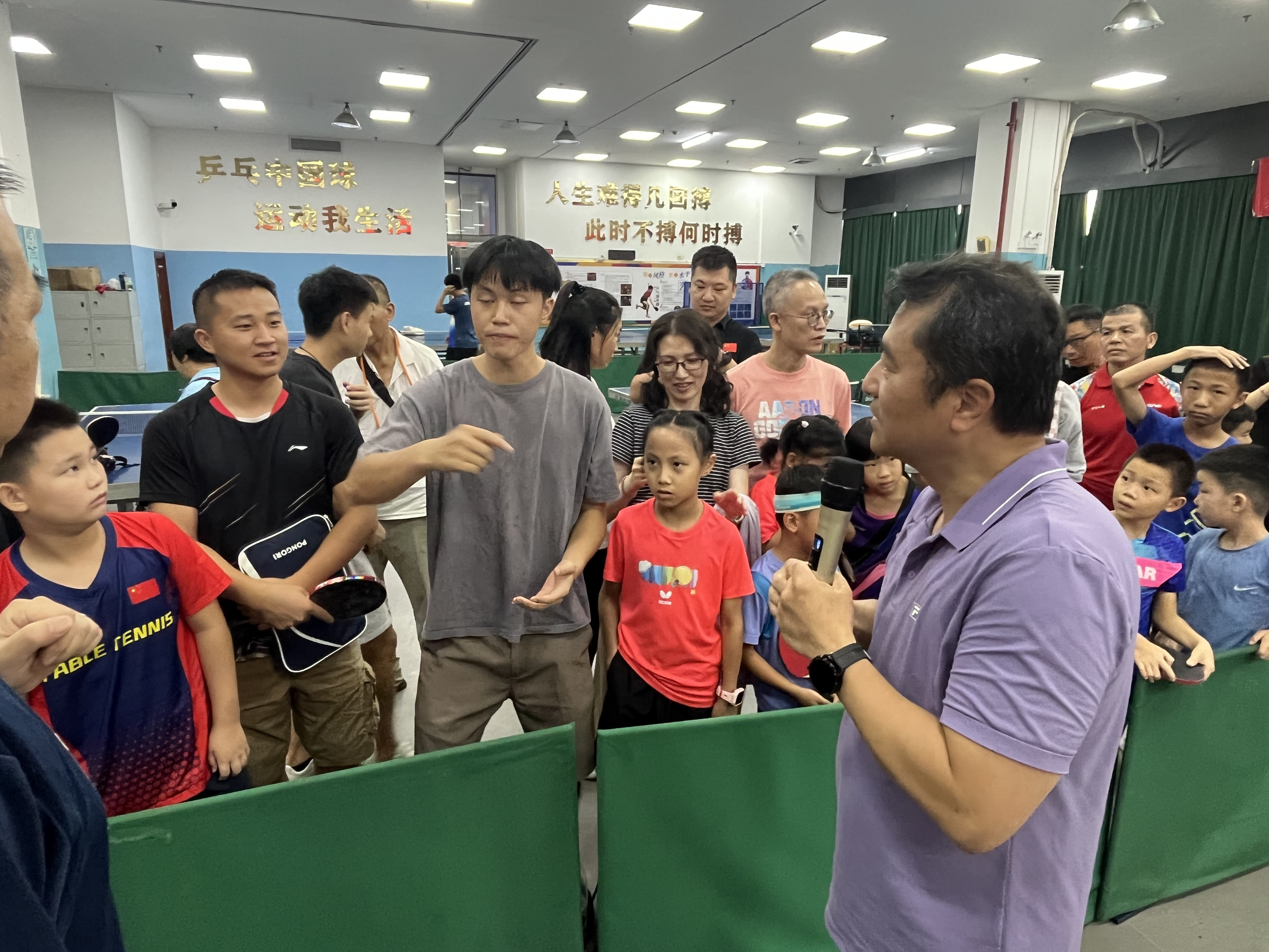 “大满贯”恩师陈彬宝安授课  数十教练球员现场“取经”