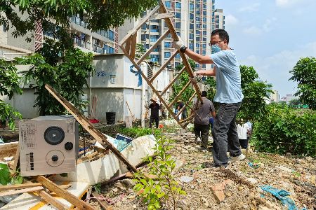 坦洲镇“十日攻坚”专项行动累计出动人员超4万人次，清理卫生黑点近3万处