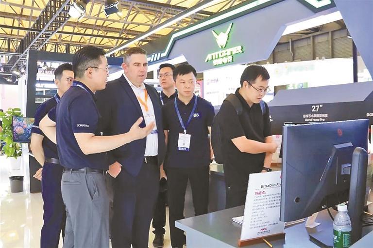中国（上海）国际显示技术及应用创新展开幕！HKC惠科携产品亮相，展示前沿显示技术