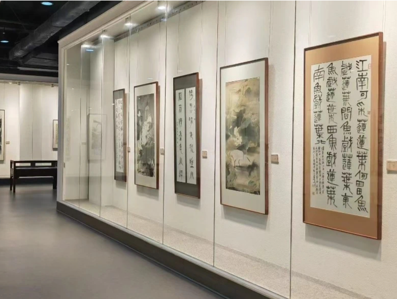 “如莲花在水·长安莲主题中国书画名家邀请展”亮相饶宗颐美术馆
