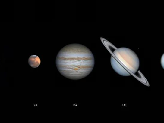 就在今晚，土星与海王星上演“星星相吸”