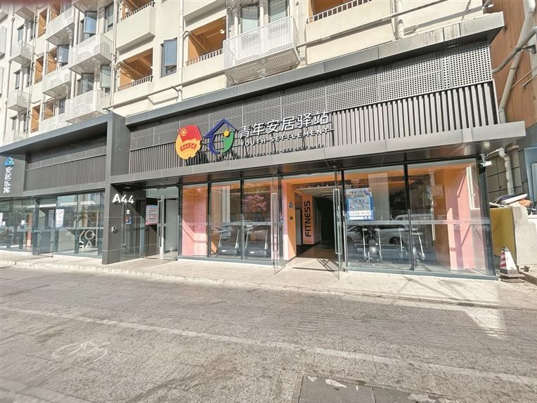 龙华：职场“三站”暖心服务，与城市建设者温暖同行