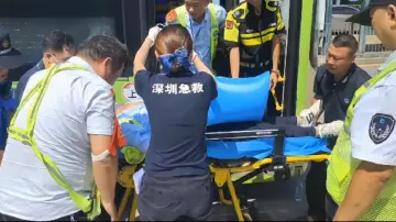 与时间赛跑！东晓街道执法队员紧急救助晕倒公交司机