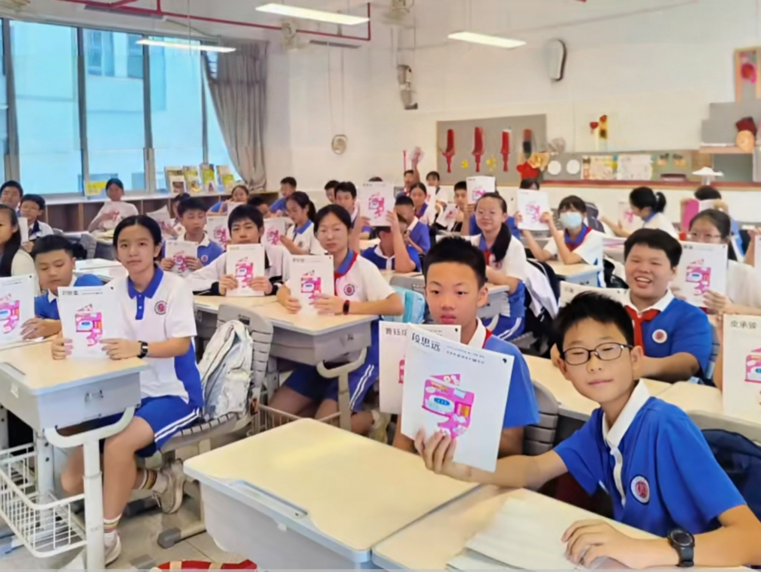 暑假作业也能“专属定制”  这个暑假 深圳龙岗1.2万名学生收到个性化练习册