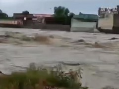 巴基斯坦季风暴雨已致706人死亡