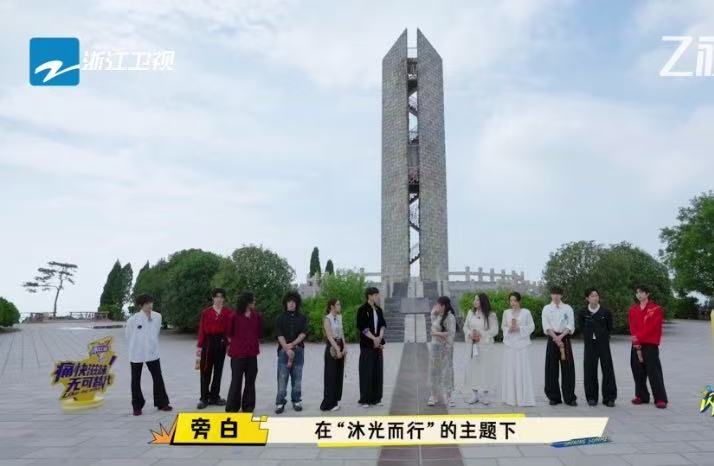 韩红点评，《闪光的夏天2》郑州站辣评风暴中见证蜕变
