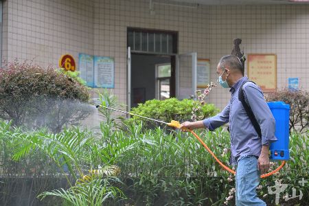 如何为老人构筑防蚊屏障？中山养老机构这样做→