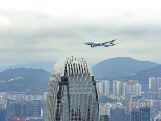 净赚36.51亿元！国泰航空半年报出炉，向波音下单购机14架，系12年来首次