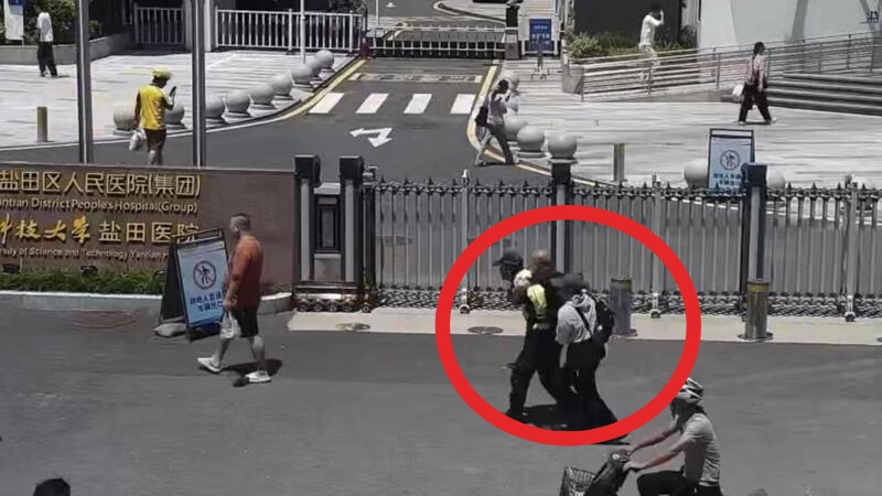 “如果再晚几分钟，人就救不回来了” 深圳交警铁骑背着他跑向医院