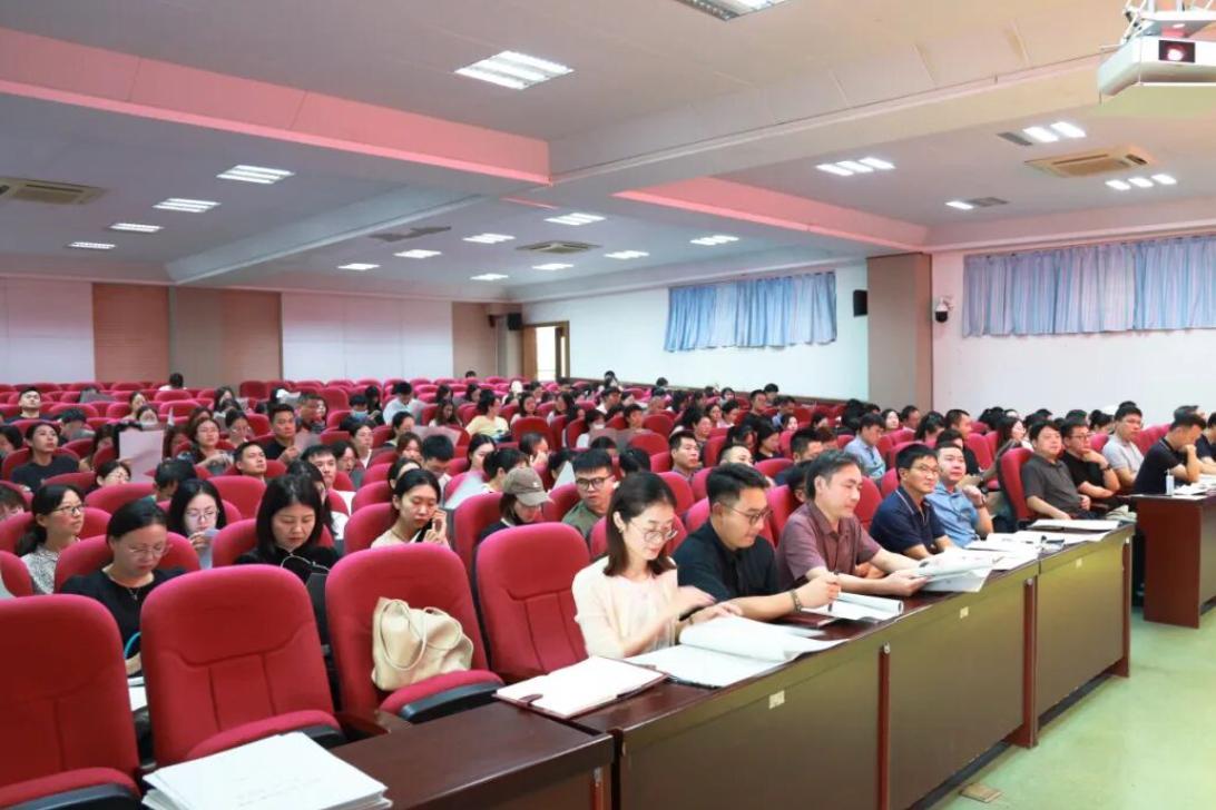 开学啦！坪山实验学校举行全体教师大会