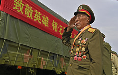 新华全媒+丨第十二批在韩中国人民志愿军烈士遗骸回国（35）