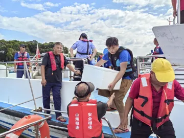 深圳1248艘渔船回港避风,2538名渔民上岸避险