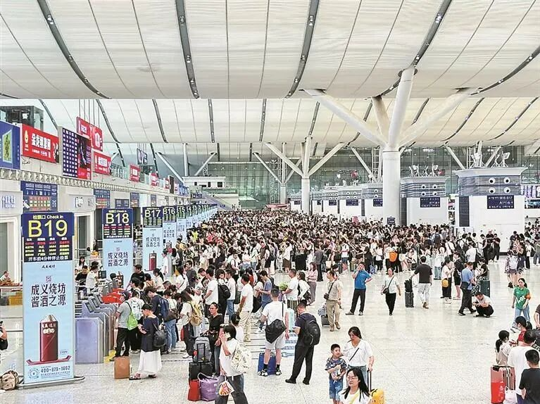 深圳铁路暑运3723.6万人次，发送量为历年最高