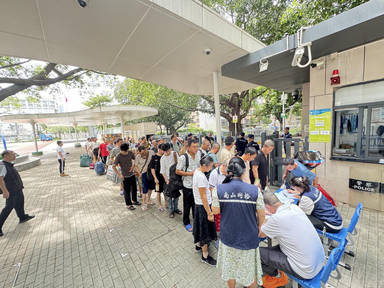 南山松坪山社区党委抗击台风“桦加沙”纪实