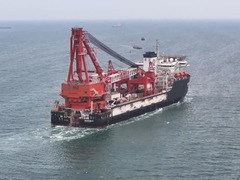 我国承揽最大金额中东海管铺设项目首条海管铺设完成