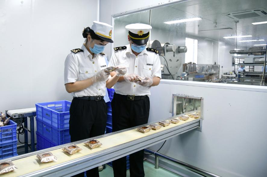 前7月，深圳关区出口月饼46.2吨！海关定制方案护航应节商品出海