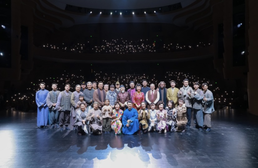 导演田沁鑫携老舍“平民史诗”经典话剧《四世同堂》登陆粤港澳大湾区文化艺术节