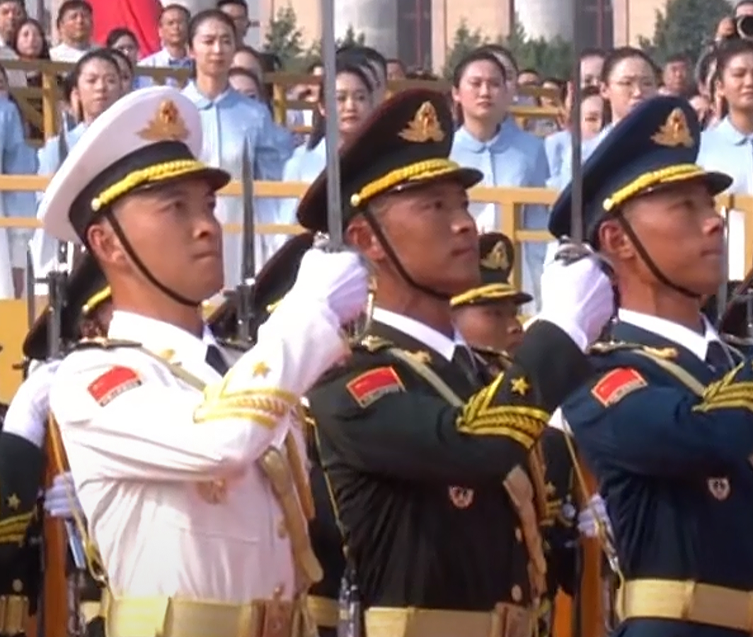 习近平：中华民族伟大复兴势不可挡！
