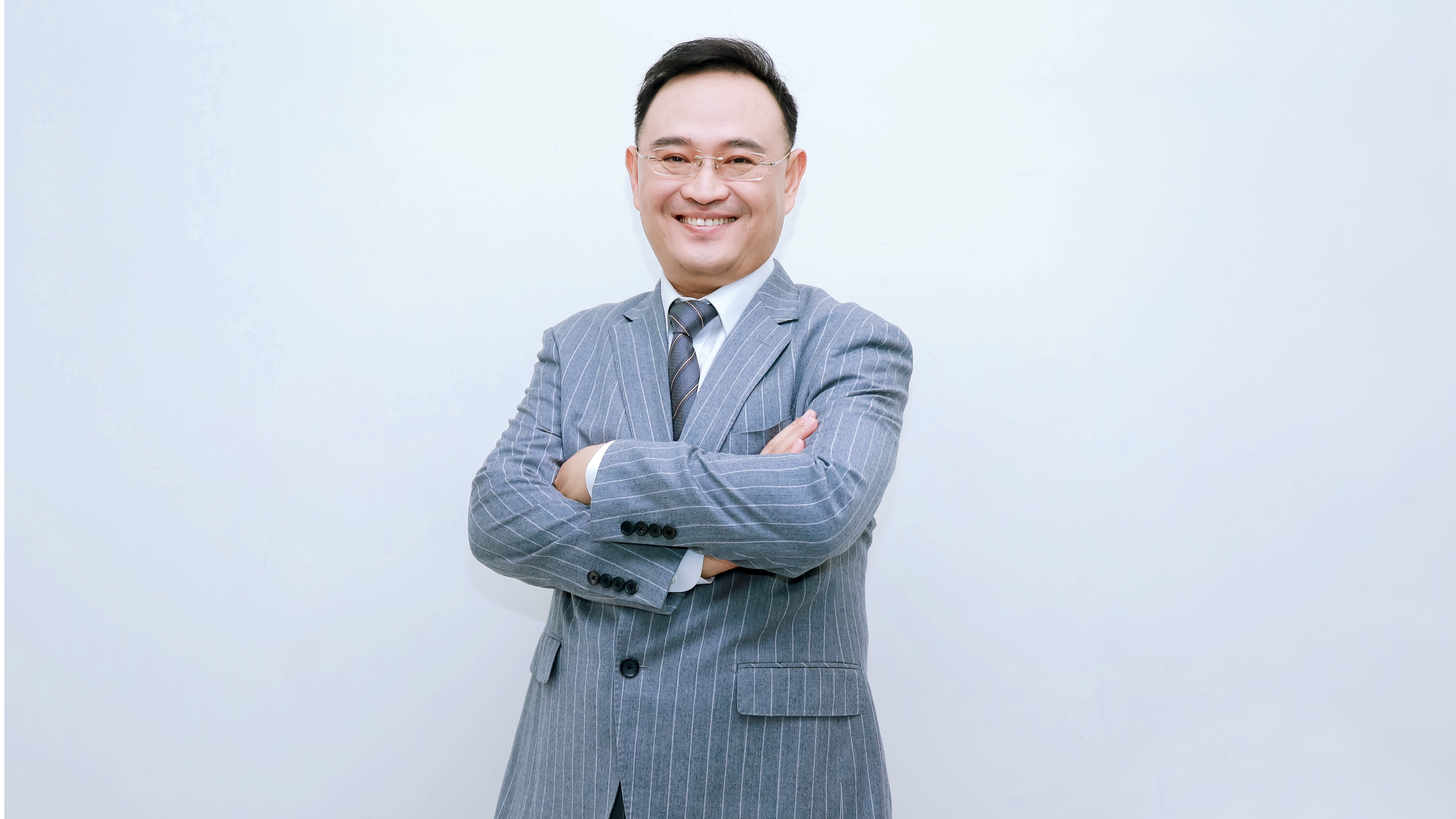 宝安企业家胡兴获评“全国关心下一代工作先进工作者”