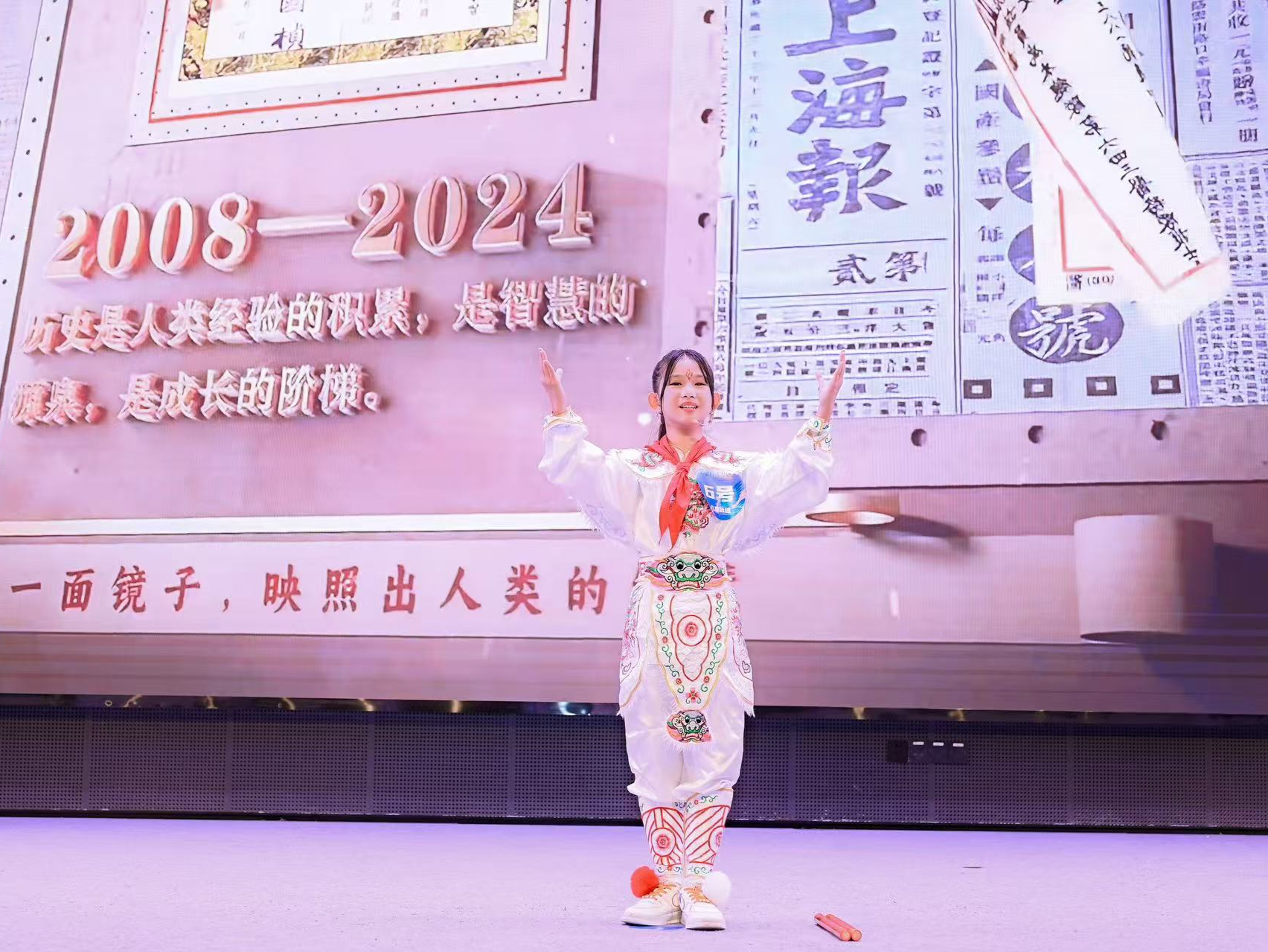 第四届深圳市“一米演说家”少儿演讲大赛落幕,少年铿锵之音颂扬英雄精神