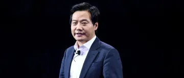 雷军：小米17跨代升级，对标iPhone，正面迎战！
