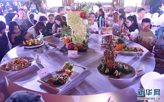 “超级皖”美食争霸赛淮南城市战队选拔赛 图片来源：新华网