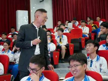 粤来粤好百千万 | 深圳驻肇庆支教队队长王兴：把深圳先进教育理念向乡镇辐射