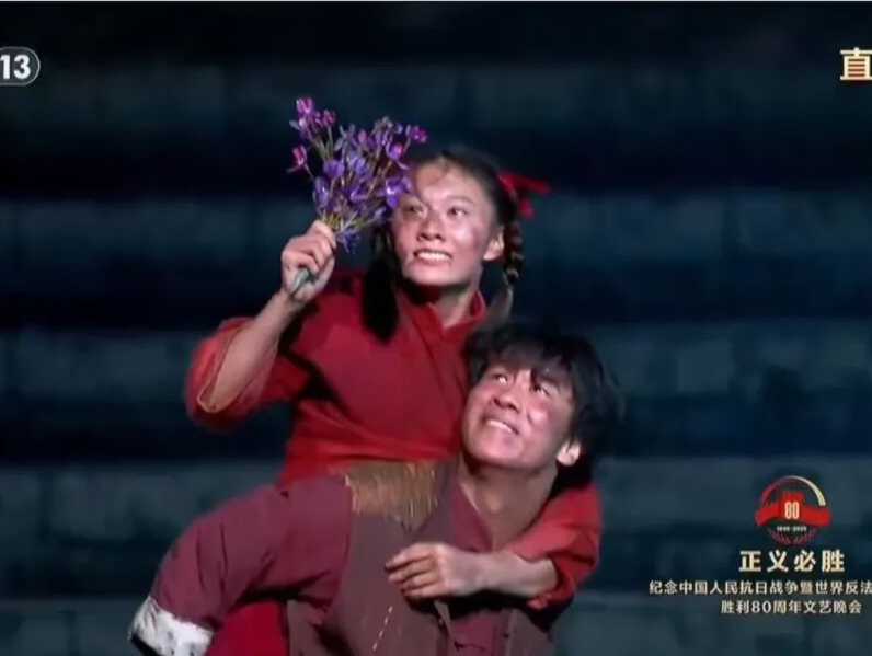 “他特别辛苦！”同事讲述常宏基九三文艺晚会幕后故事