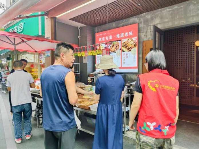 联动邻里餐厅，共建“社区长者餐桌”——白石洲西社区创新解决百名老人就餐难题