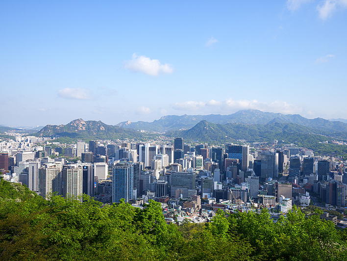 韩国面向中国团体游客免签入境政策今起试行