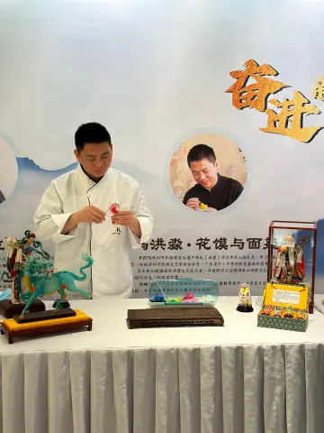 文明之光耀坪山｜马洪淼：面塑技艺薪火相传 非遗课堂桃李芬芳