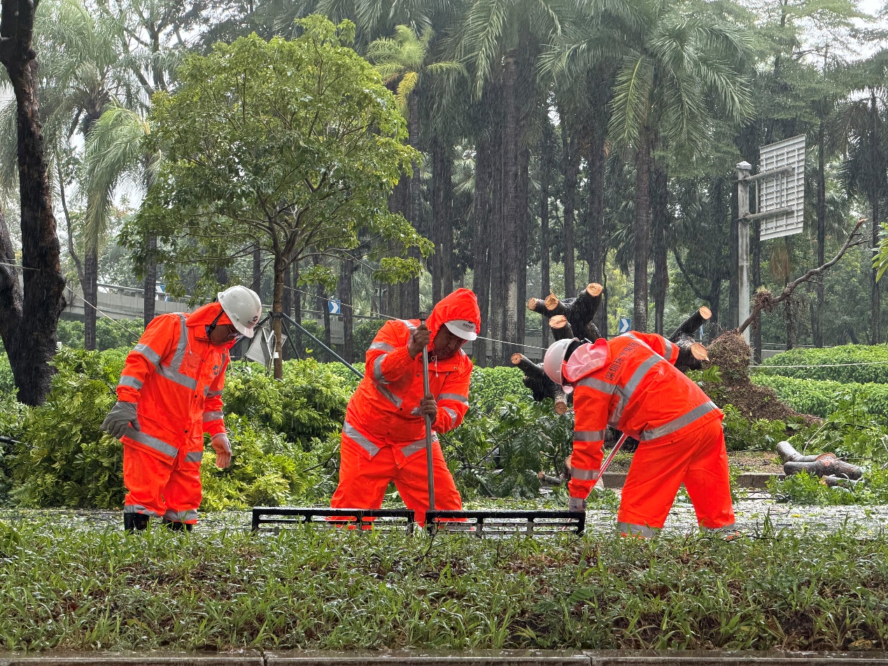 “硬核”守护！深圳环境水务集团筑牢抗击台风“桦加沙”坚固防线