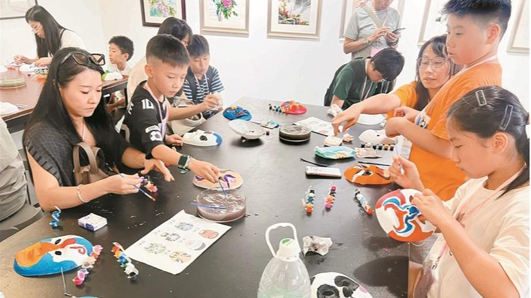 澳门家庭走进光明区，感受别样暑期之旅