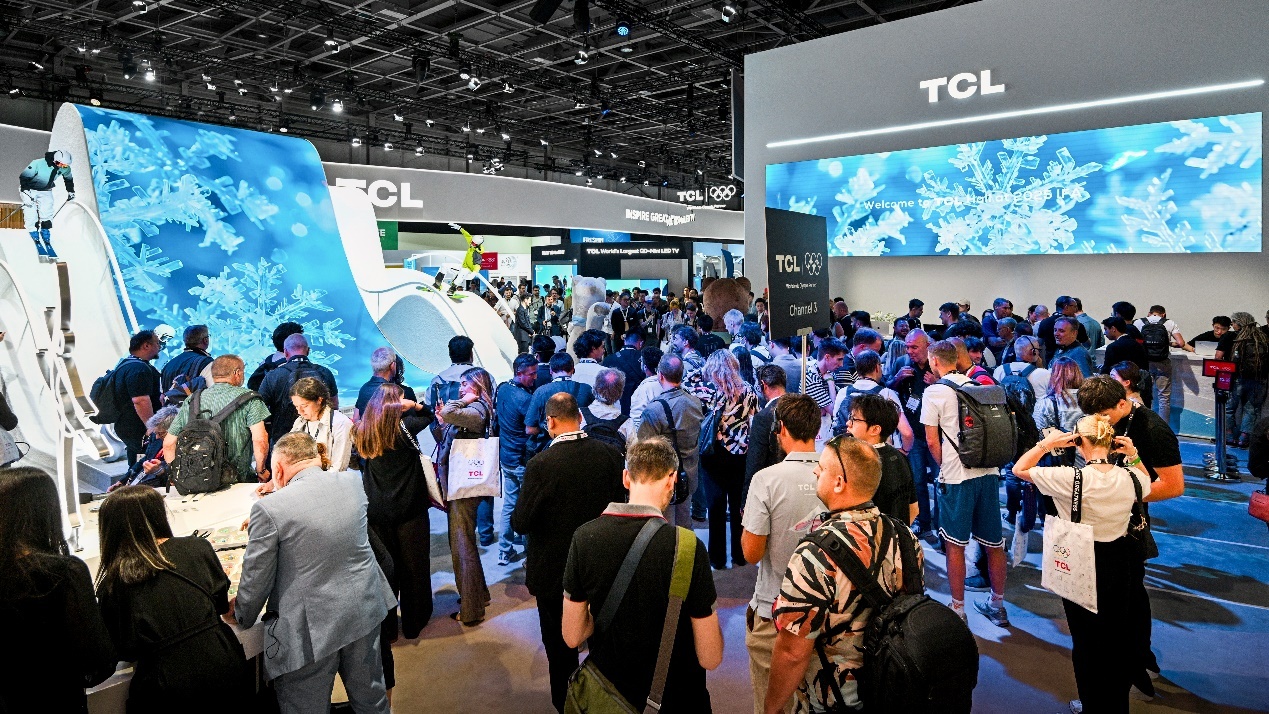 柏林国际电子消费品展IFA举行 TCL首创“把冬奥赛场搬进IFA场馆”
