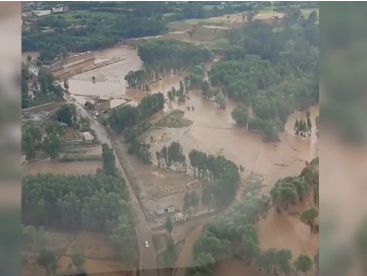 全国14条河流发生超警洪水