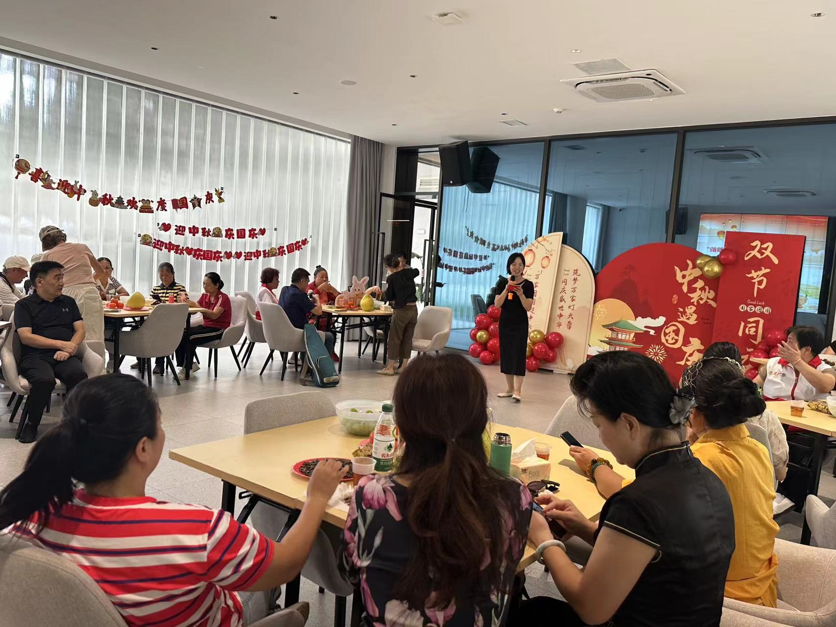 罗湖区举办“家国同庆 月满中秋”系列主题活动