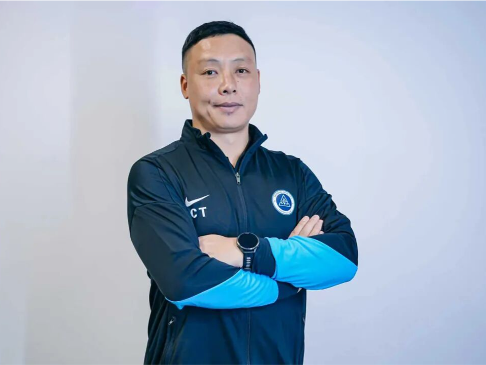 深圳新鹏城官宣换帅！穆尼奥斯下课，陈涛临危受命任代理主帅​