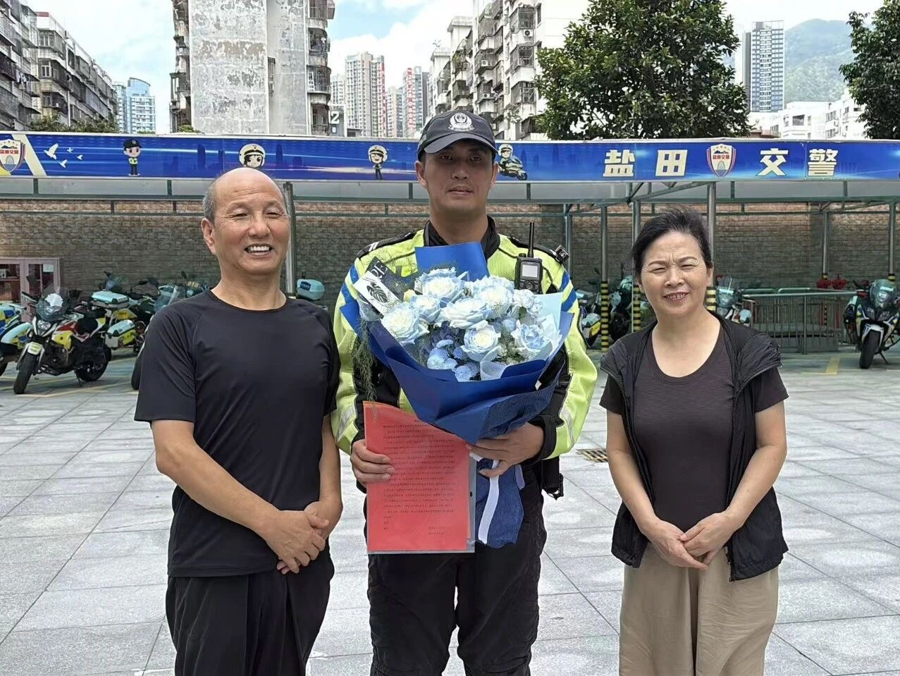 生死86秒！他背起患者一路狂奔