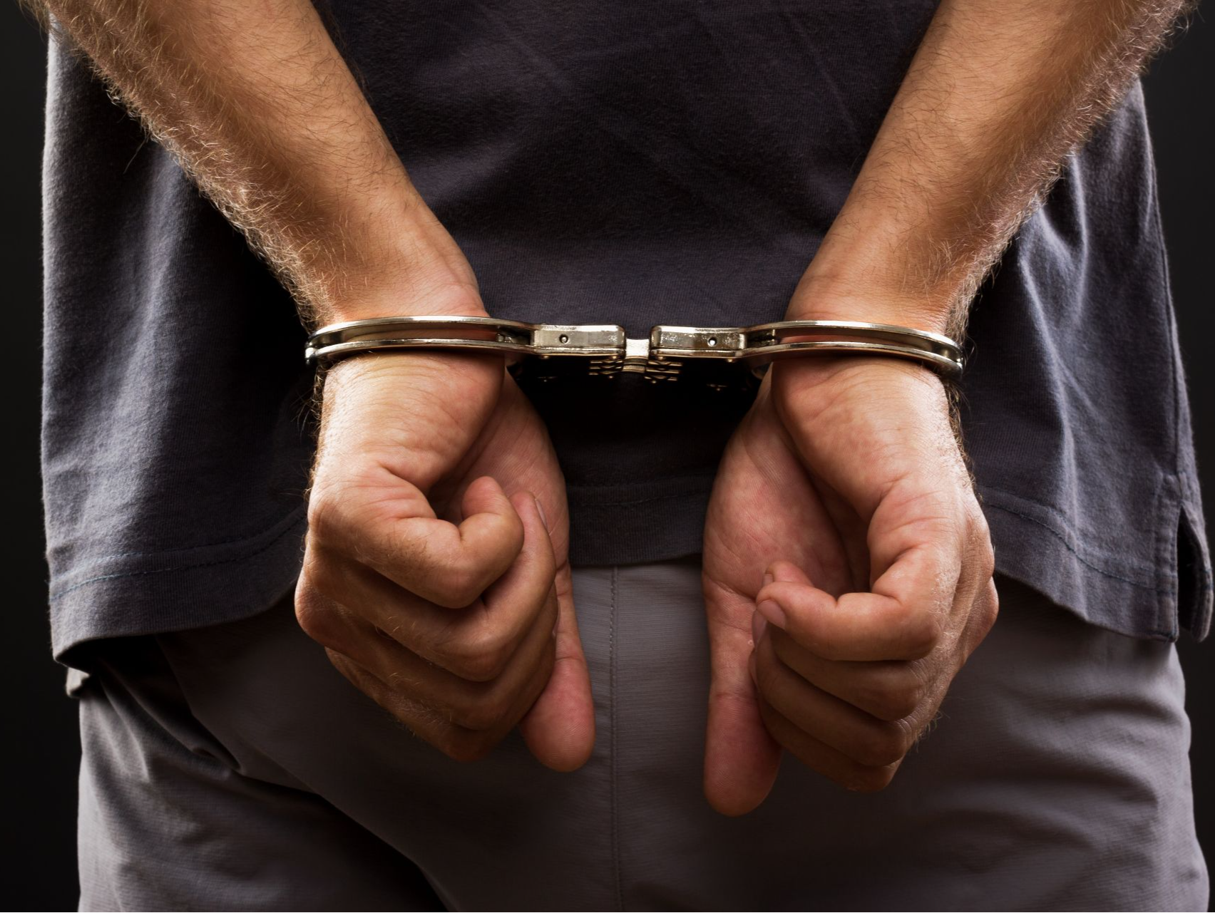 首次披露！“90后”博士考公入职1个月，因故意泄露国家秘密获刑