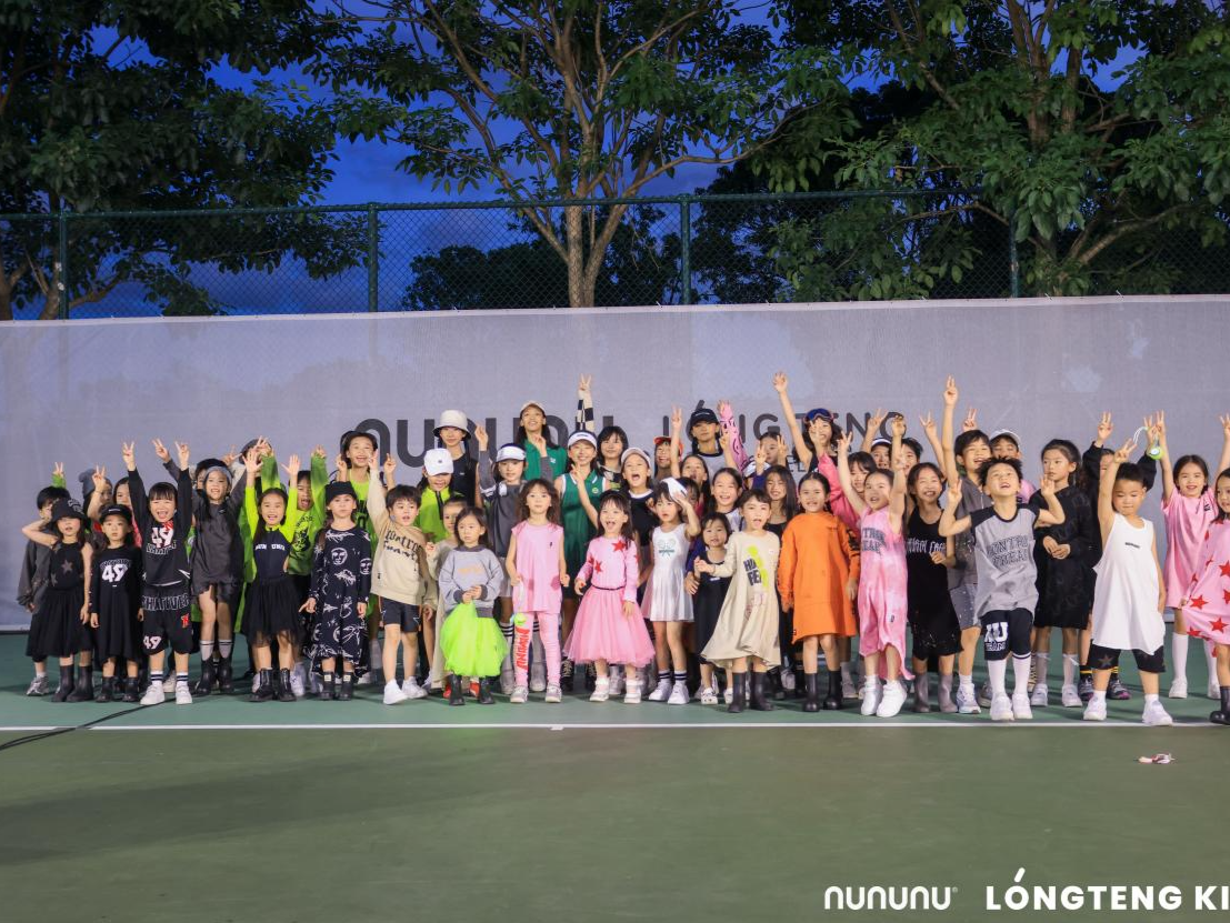 深圳儿童时尚品牌LONGTENGKIDS跨界大秀，惊艳明湖之夜！