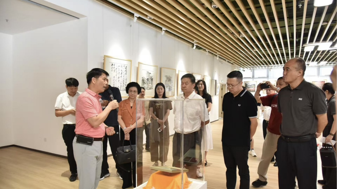 航城街道举办全运会邮票艺术展