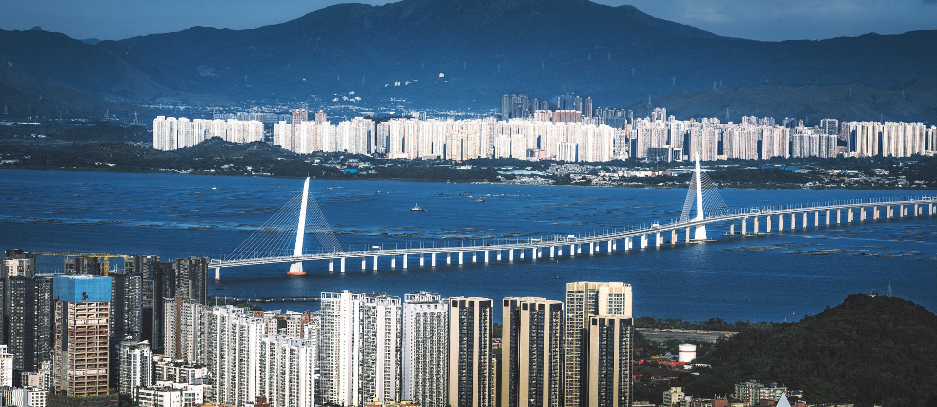中国银行连续五年牵头协助深圳市人民政府赴香港发行地方政府债券