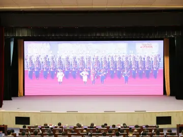 国威军威振奋人心！市委党校400党员干部集中收看阅兵